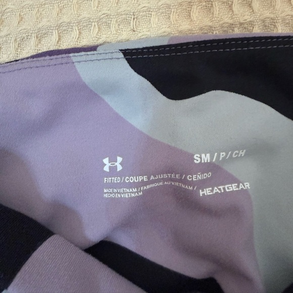 Under Armour Lavender and Black Activewear Set - Picture 5 of 10